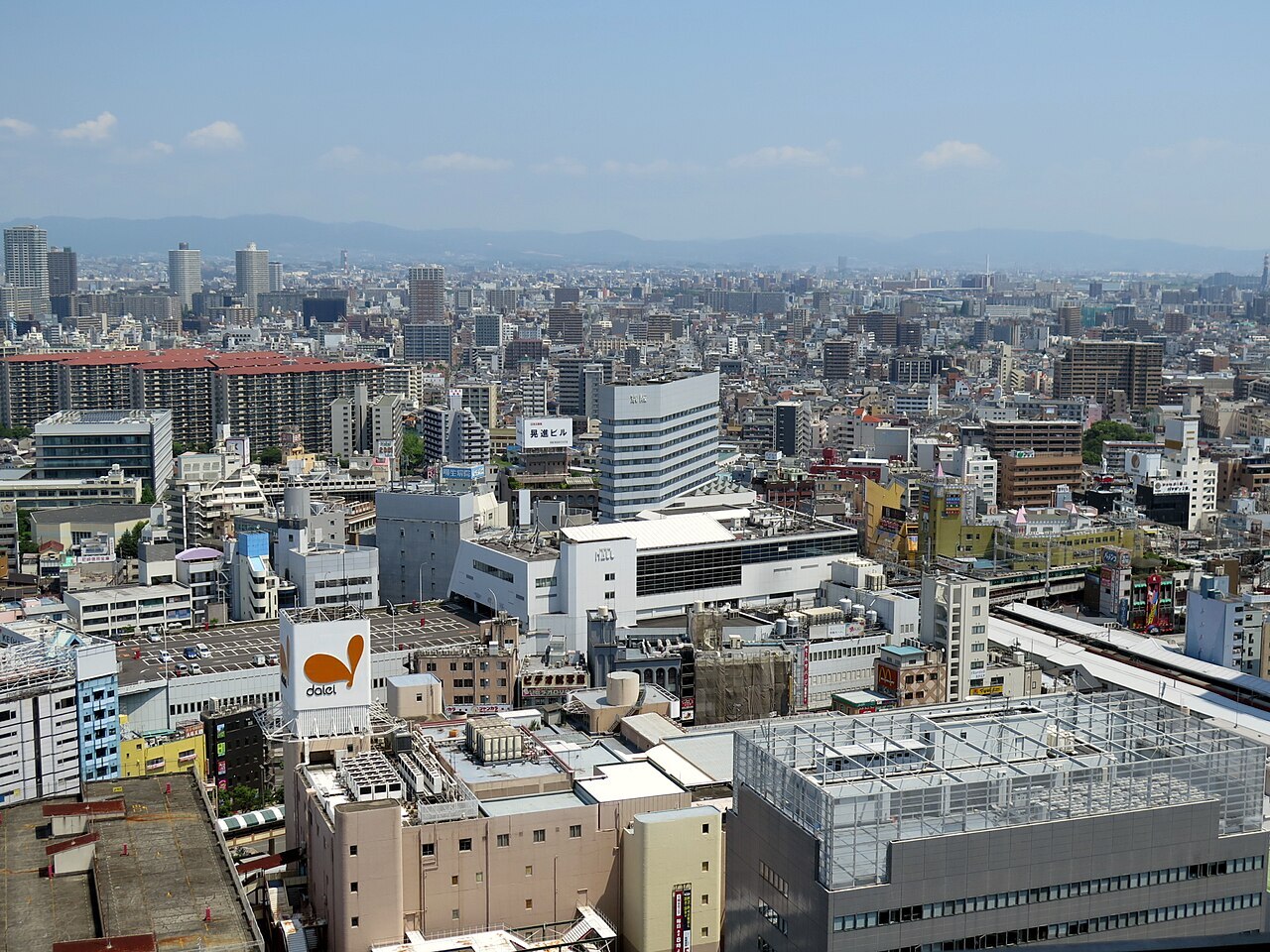 View of Jōtō ku, Osaka. Source: Wpcpey from Wikipedia