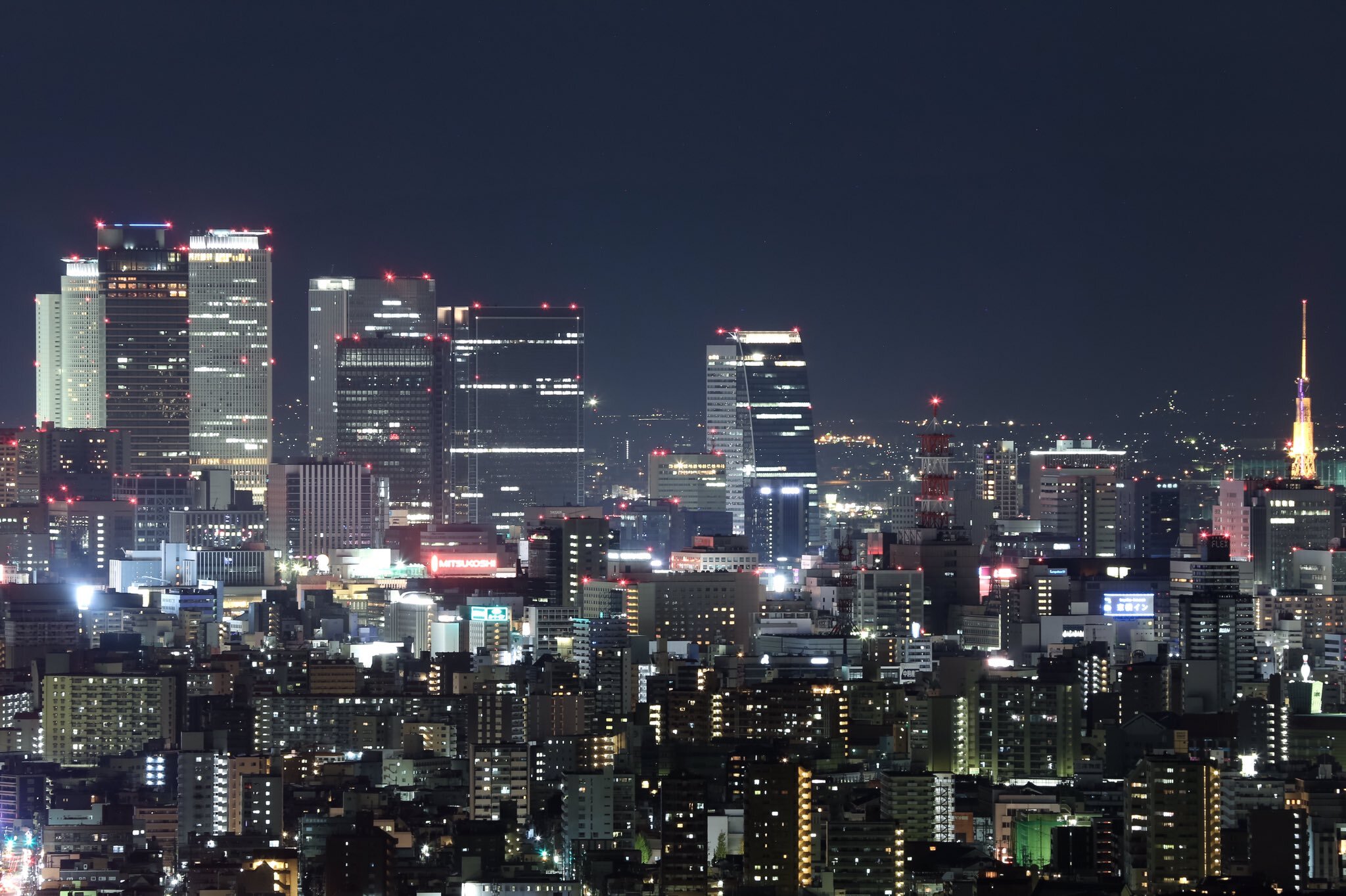 Nagoya Night View by Nryate - Own work, CC BY-SA 4.0, https://commons.wikimedia.org/w/index.php?curid=86740565