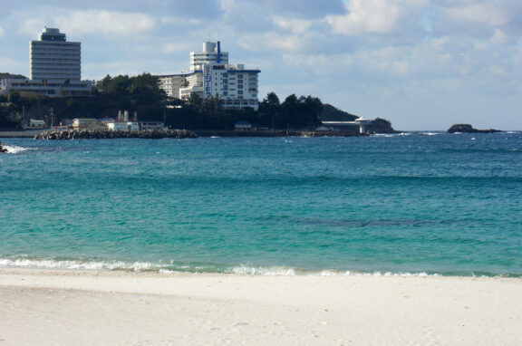 View of the white sand beach and resort in Shirarahama Beach in Shirahama, Wakayama prefecture, Japan