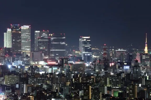 Nagoya Night View by Nryate - Own work, CC BY-SA 4.0, https://commons.wikimedia.org/w/index.php?curid=86740565