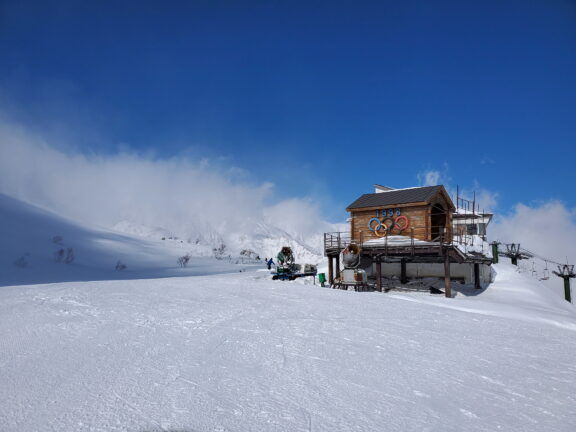 A view of Hakuba Happo-one's ladies' DH start house at Nagano winter olympic games 1998